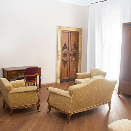Lvg Collection - Tornielli 9 3* Novara
