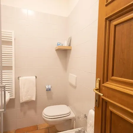 Lvg Collection - Tornielli 9 Hotel 3*