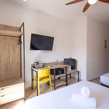 Lvg Collection - Tornielli 9 호텔 3*