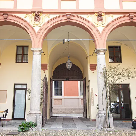 Lvg Collection - Tornielli 9 ホテル 3*