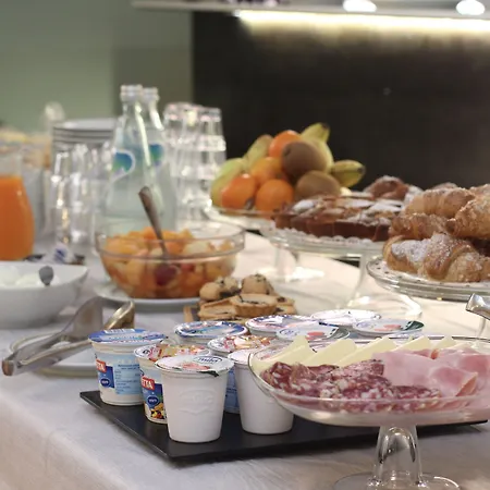 Lvg Collection - Tornielli 9 3*