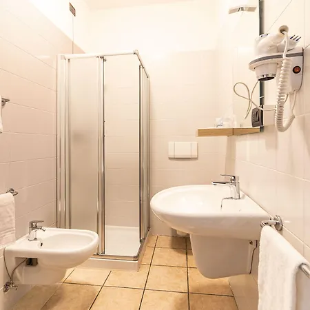 Lvg Collection - Tornielli 9 3*