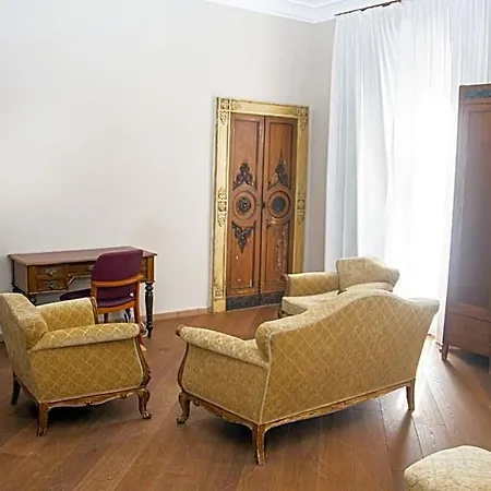 Lvg Collection - Tornielli 9 Hotel 3*