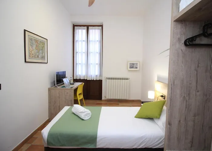 Lvg Collection - Tornielli 9 فندق نوفارا