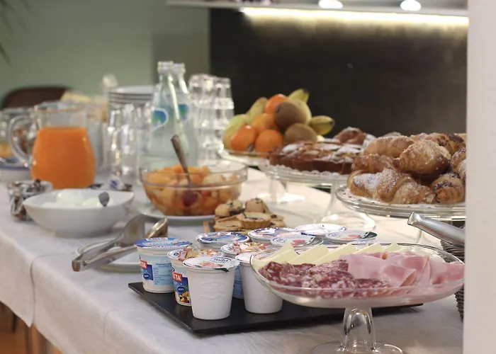 Lvg Collection - Tornielli 9 3*