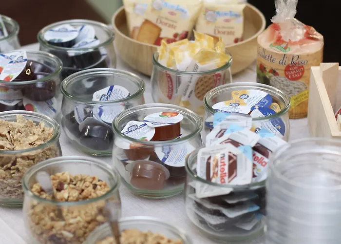 Lvg Collection - Tornielli 9 فندق نوفارا